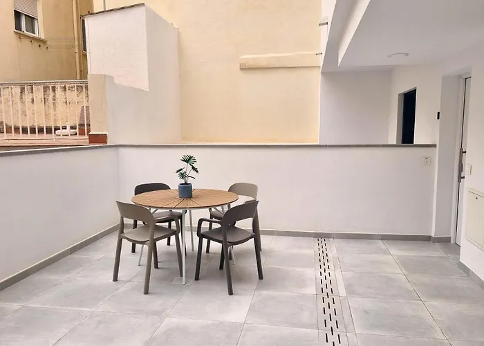 Brand New Exclusive Apartment, 100 Meter From The Apartament *