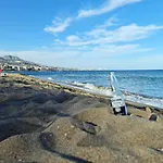 Brand New Exclusive Apartment, 100 Meter From The Διαμέρισμα *