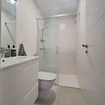 Brand New Exclusive Apartment, 100 Meter From The 公寓