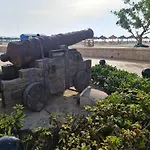 Brand New Exclusive Apartment, 100 Meter From The * 丰希罗拉