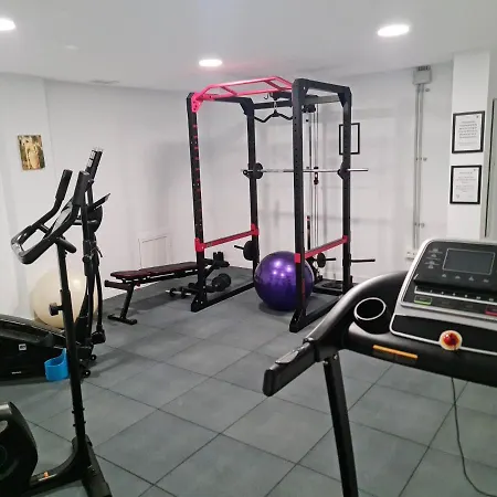 Brand New Exclusive Apartment, 100 Meter From The 公寓 丰希罗拉