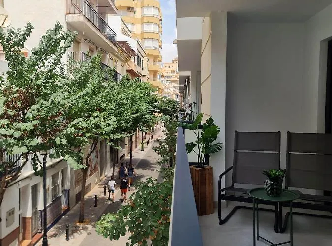 Brand New Exclusive Apartment, 100 Meter From The Lägenhet Fuengirola