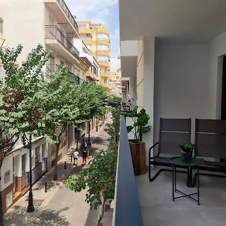 Brand New Exclusive Apartment, 100 Meter From The Lägenhet Fuengirola